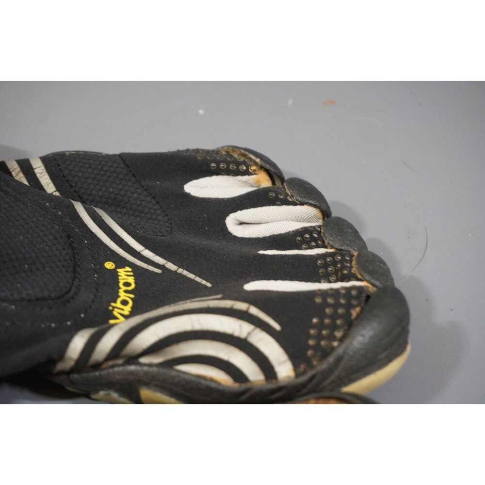 Vibram FiveFingers KomodoSport Men's Size 9 Barefoot Shoes Black Silver Read - Picture 6 of 8